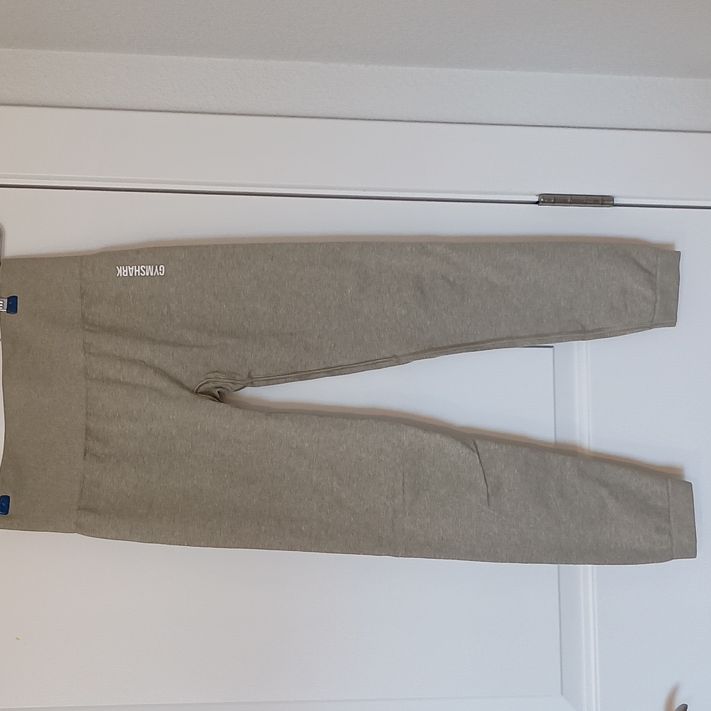 Gymshark Cream Leggings Lightweight and Minimalist